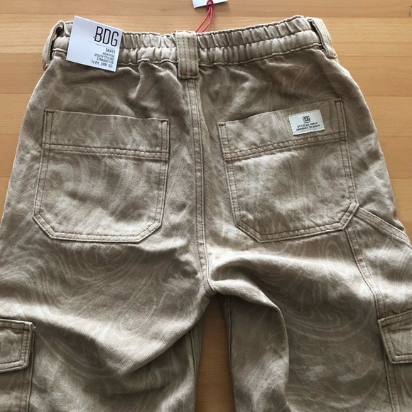 NWT 🏷 BDG | Skate Pants - Picture 3 of 4